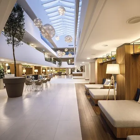 Valamar Argosy Hotel 4*