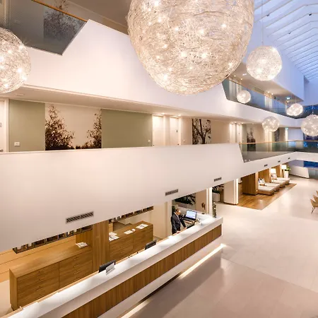 Valamar Argosy Hotel 4*